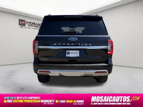 Used 2024 Ford Expedition Platinum AWD/4WD image 5