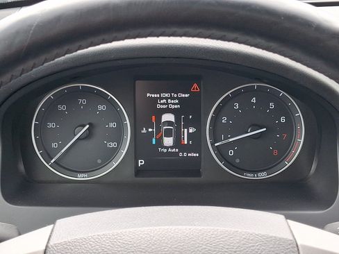 Used 2013 Land Rover LR2 AWD/4WD image 21