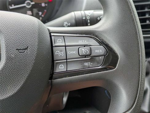 Used 2025 RAM ProMaster 2500 w/ Convenience Group FWD image 9