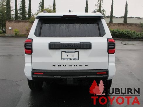 New 2026 Toyota 4Runner TRD Off-Road Premium image 4