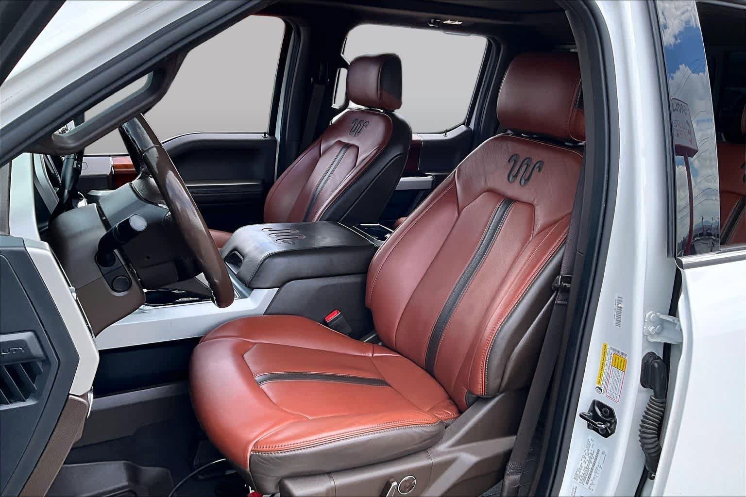 Used 2022 Ford F250 King Ranch w/ King Ranch Ultimate Package AWD/4WD image 7