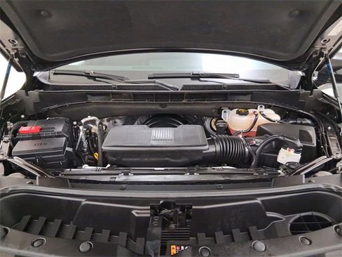 Certified 2025 GMC Yukon Denali image 11