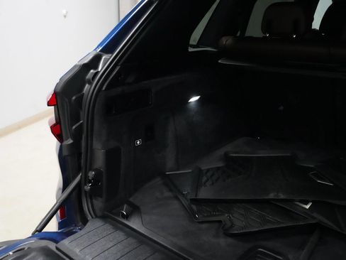 Used 2023 BMW X5 xDrive40i w/ M Sport Package image 28