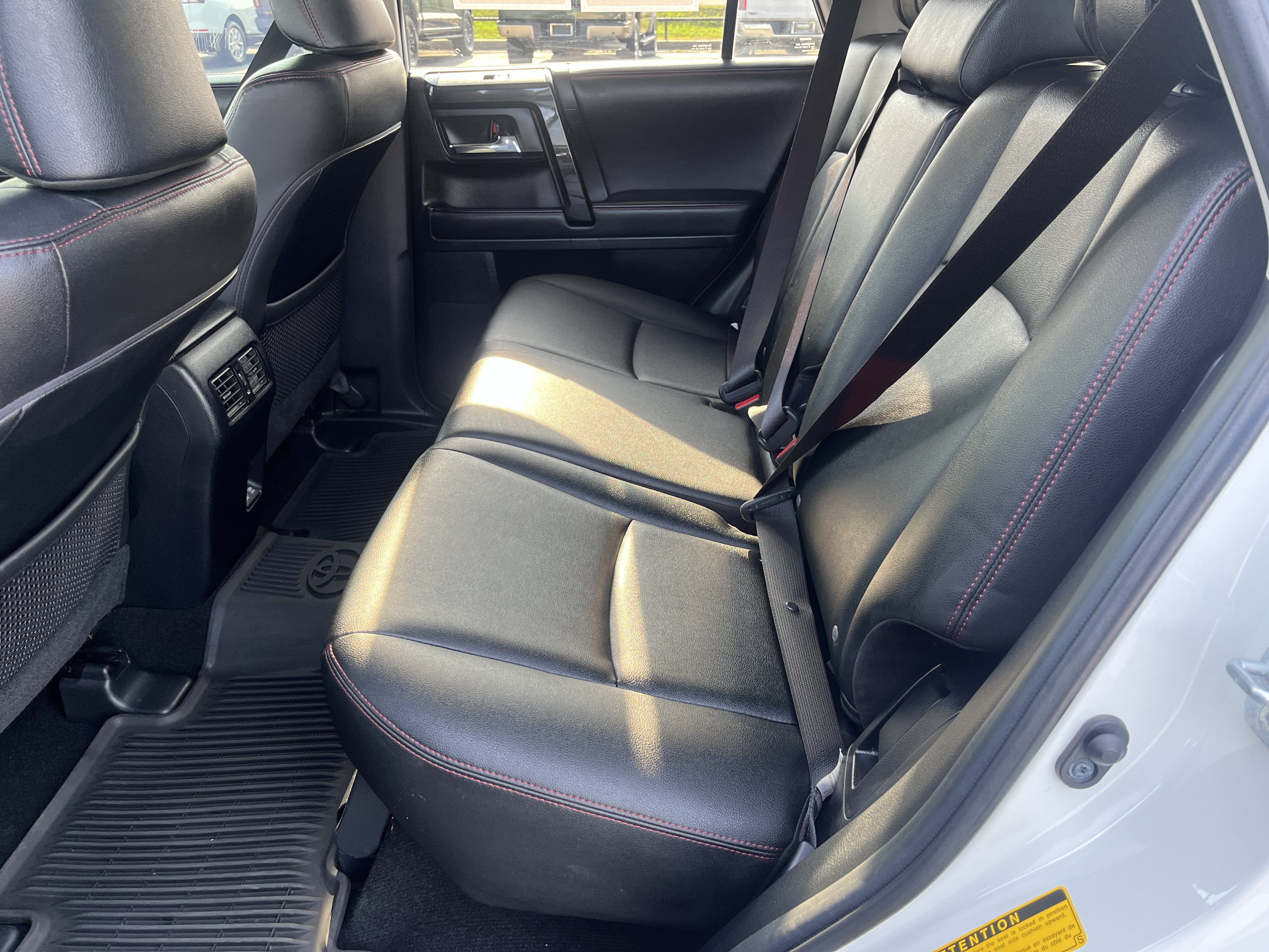 Used 2021 Toyota 4Runner Venture AWD/4WD image 34