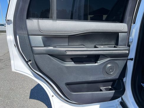 Used 2020 Ford Expedition XLT w/ Equipment Group 202A image 28