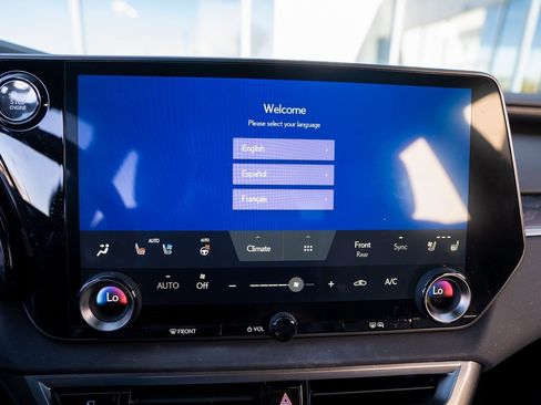 Used 2024 Lexus RX 350 Premium image 23