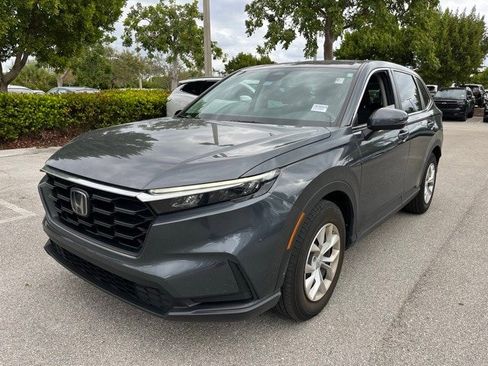 Used 2023 Honda CR-V LX image 2