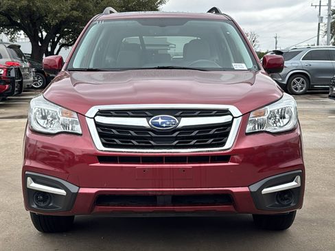 Used 2017 Subaru Forester 2.5i Premium w/ All-Weather Package image 2