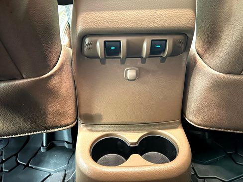 Used 2017 Jeep Wrangler Unlimited Sahara w/ Connectivity Group image 30