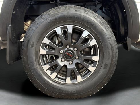 Used 2021 Nissan Titan PRO-4X w/ Pro-4x Convenience Package image 86