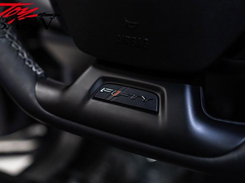 Used 2017 Chevrolet Camaro SS image 33