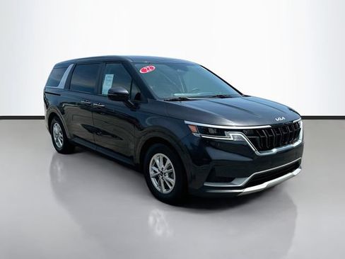 Used 2022 Kia Carnival LX FWD image 3