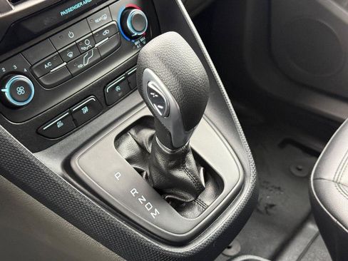 Used 2023 Ford Transit Connect XL image 21