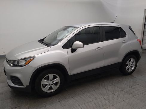 Used 2020 Chevrolet Trax LS w/ Tint and Cruise Package FWD image 2