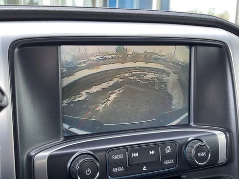 Used 2018 GMC Sierra 1500 SLT w/ SLT Premium Package image 28