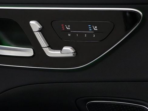 New 2026 Mercedes-Benz C 43 AMG 4MATIC Sedan image 27