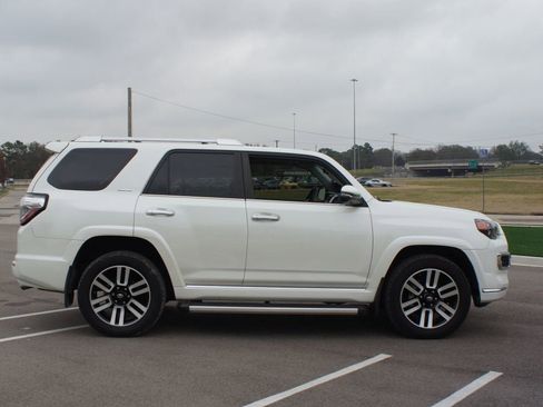 Used 2022 Toyota 4Runner Limited image 22