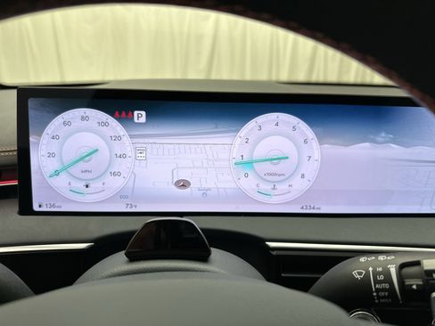 Certified 2026 Genesis GV70 3.5T Sport Prestige AWD/4WD image 15