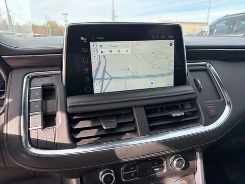 Used 2023 GMC Yukon SLT image 25