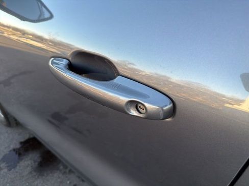 Used 2023 Ford Escape Platinum w/ Premium Technology Package image 20