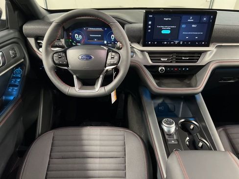 New 2026 Ford Explorer ST-Line w/ ST-Line Street Pack image 8