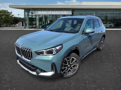 New 2026 BMW X1 xDrive28i w/ Technology Package AWD/4WD image 3