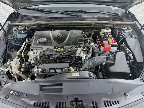 Used 2020 Toyota Camry SE image 29