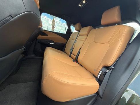 Used 2025 Lexus RX 350 Premium w/ Convenience Package FWD image 13