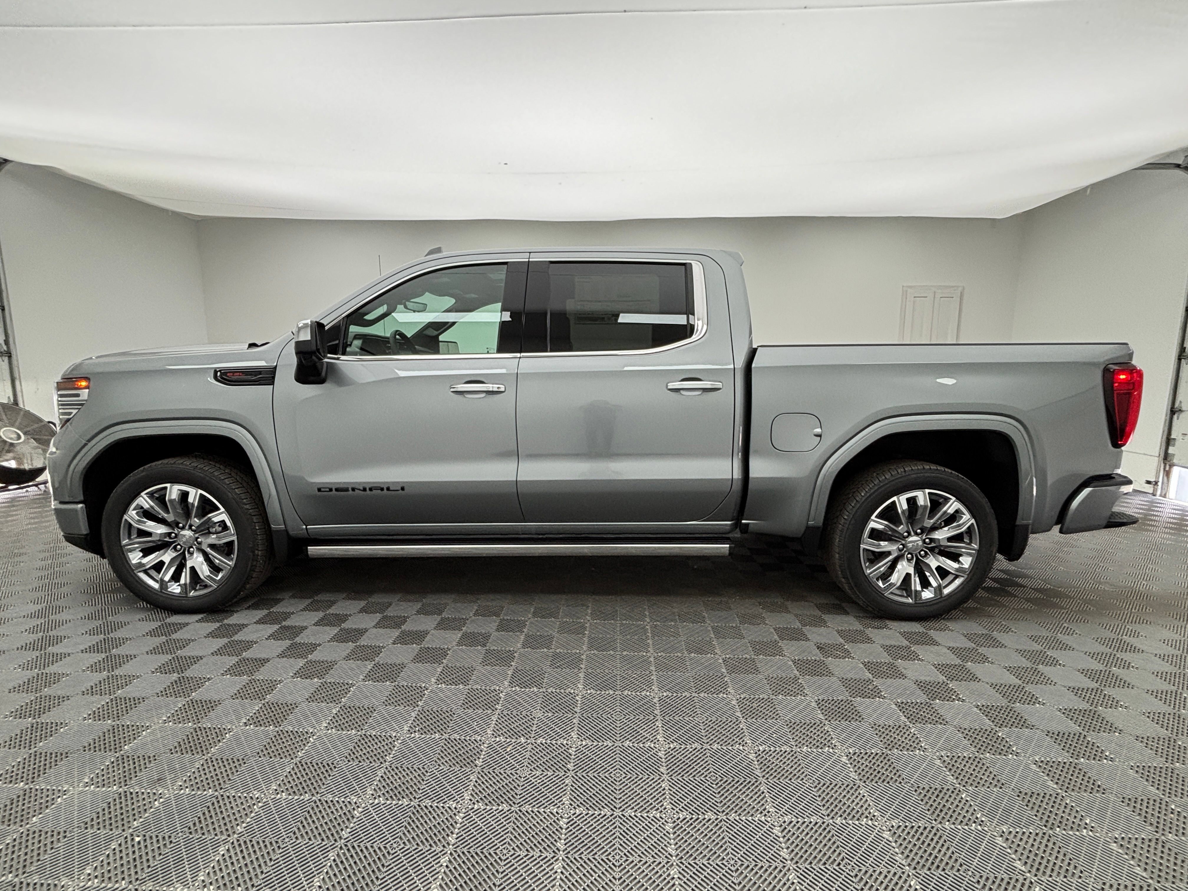 New 2026 GMC Sierra 1500 Denali AWD/4WD image 15