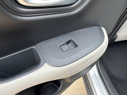 New 2027 Honda HR-V LX image 15
