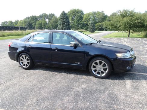 Used 2008 Lincoln MKZ image 1