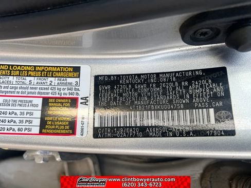 Used 2019 Toyota Avalon XLE w/ Moonroof Package image 25