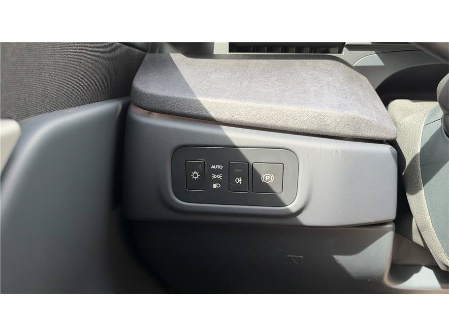 Used 2023 Fisker Ocean Extreme AWD/4WD image 42