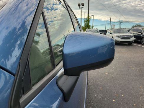 Used 2024 Subaru Forester Premium image 5