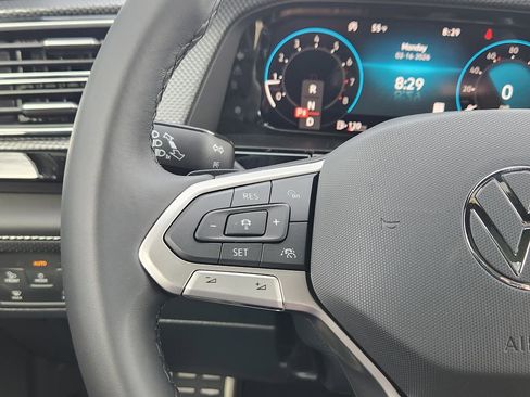 New 2026 Volkswagen Atlas Cross Sport SEL R-Line image 16