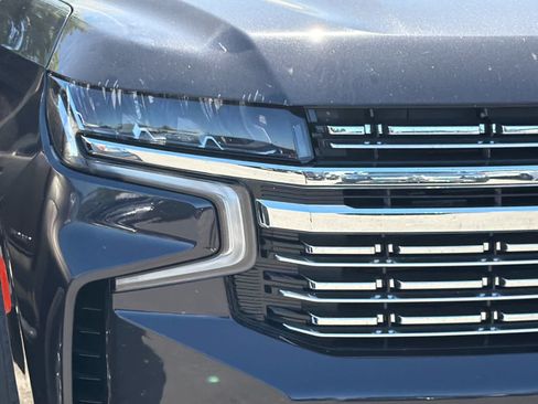 Used 2024 Chevrolet Tahoe Premier AWD/4WD image 4