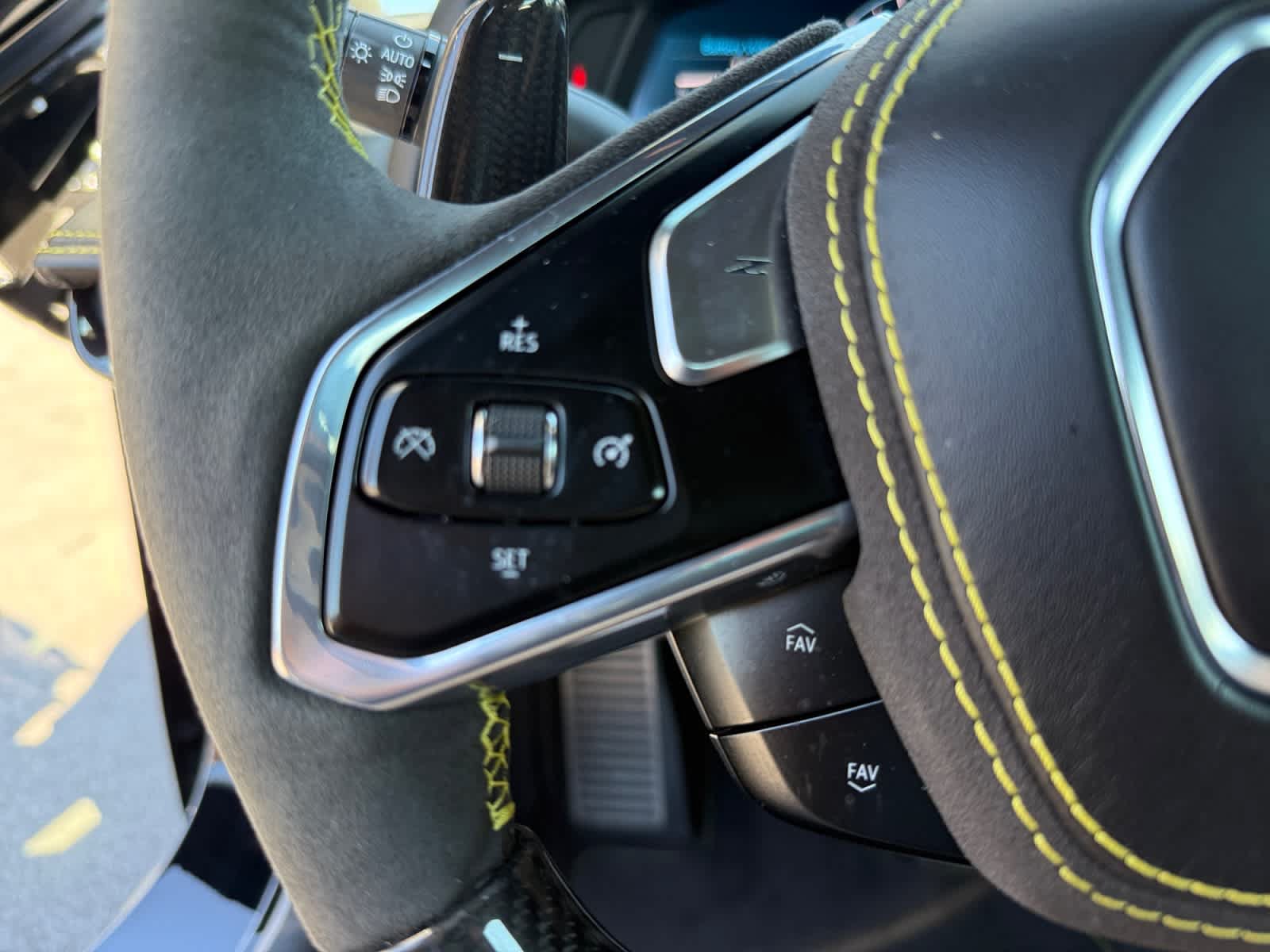 Used 2023 Chevrolet Corvette Z06 w/ Z07 Performance Package RWD image 21