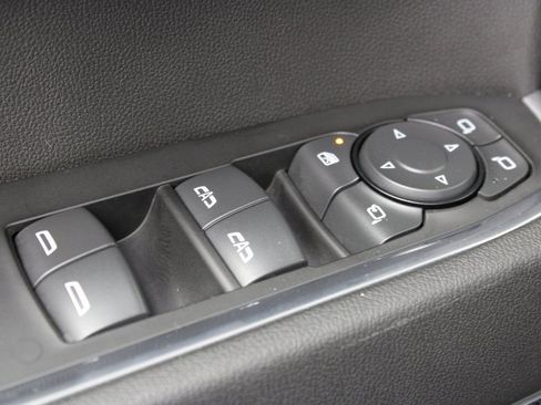 Used 2024 GMC Sierra 1500 SLT image 59