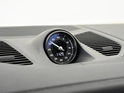 New 2025 Porsche Cayenne S image 19