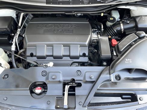 Used 2014 Honda Odyssey EX-L image 8