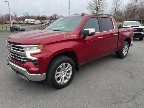 Used 2023 Chevrolet Silverado 1500 LTZ w/ Technology Package image 3