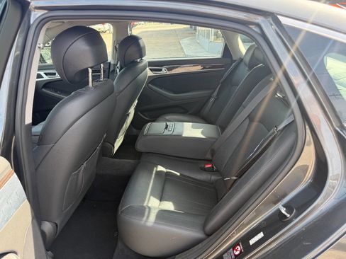 Used 2018 Genesis G80 3.8 AWD/4WD image 9