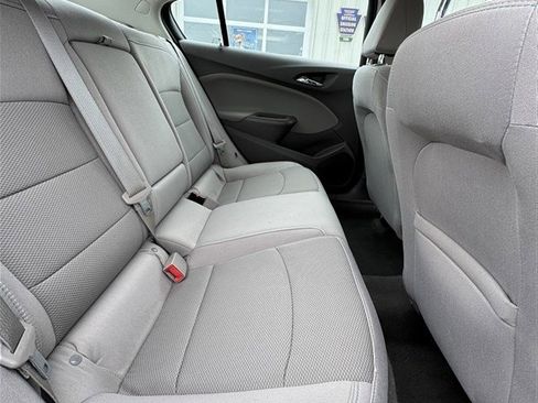 Used 2017 Chevrolet Cruze LT w/ Convenience Package image 22