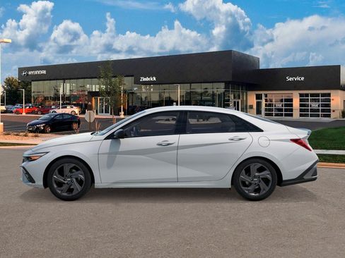 New 2026 Hyundai Elantra Sport FWD image 22