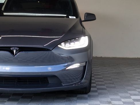 Used 2023 Tesla Model X image 5