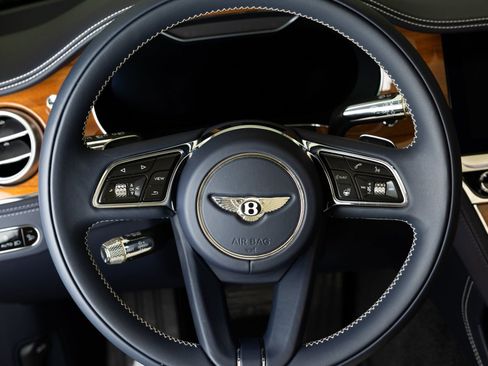 Used 2024 Bentley Continental GT AWD/4WD image 21