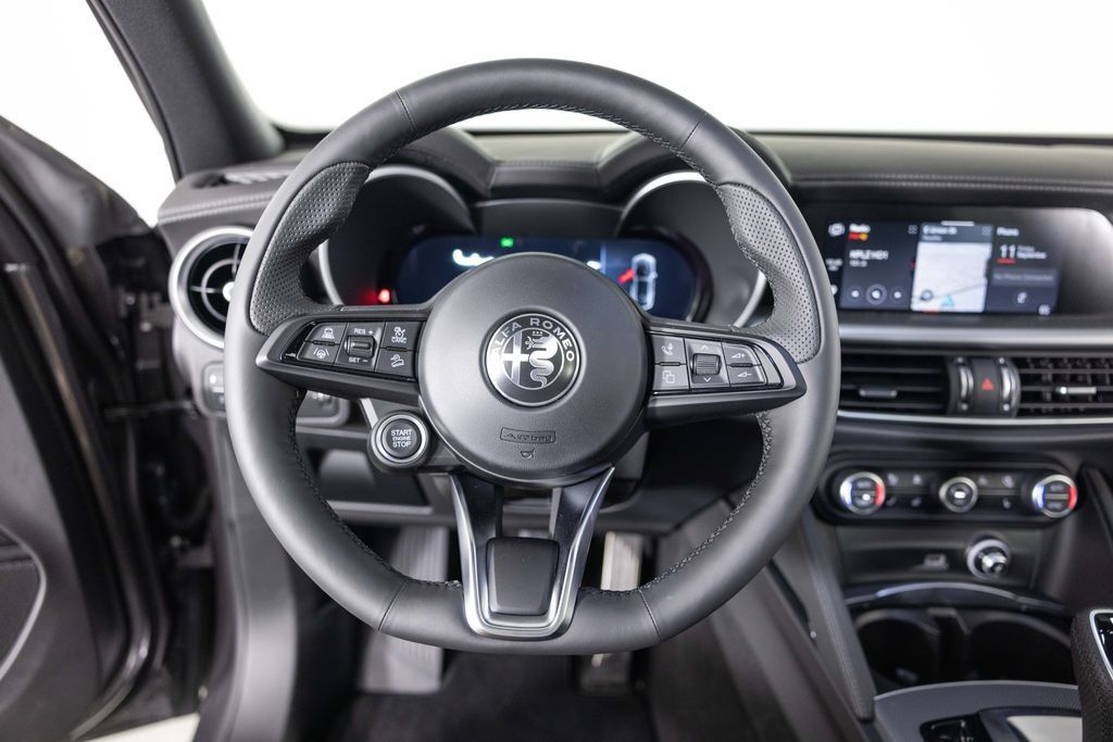 New 2026 Alfa Romeo Stelvio Sprint AWD/4WD image 23