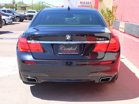 Used 2011 BMW 750i RWD image 8