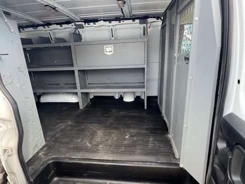 Used 2021 Chevrolet Express 2500 w/ Driver Convenience Package RWD image 18