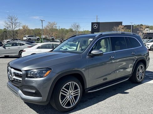 Certified 2020 Mercedes-Benz GLS 450 4MATIC image 4